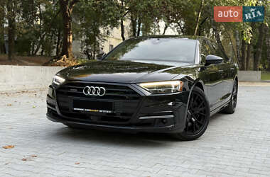 Седан Audi A8 2020 в 