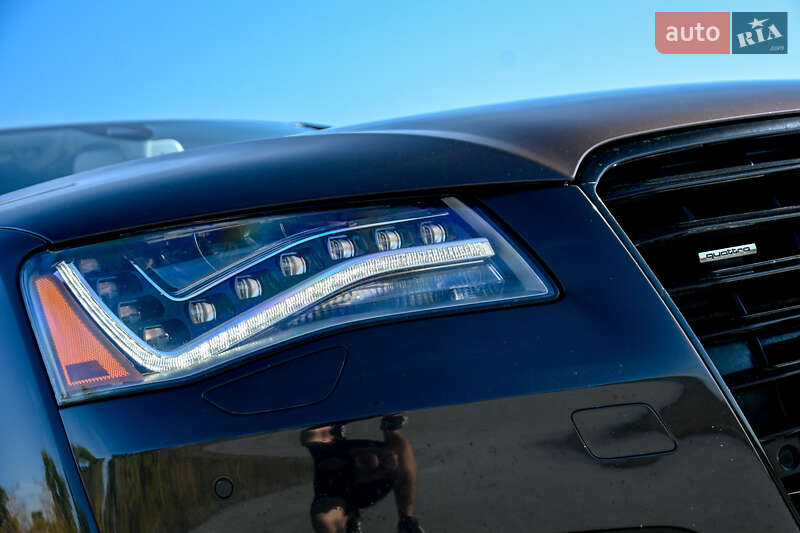 Седан Audi A8 2013 в Бердичеві