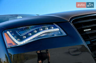 Седан Audi A8 2013 в 