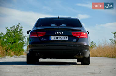 Седан Audi A8 2013 в 