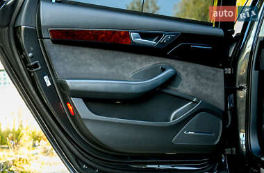 Седан Audi A8 2013 в 