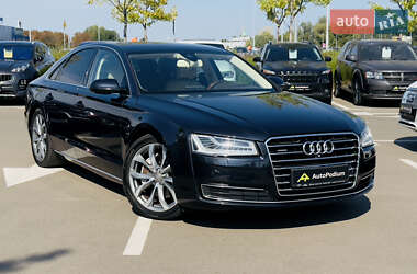 Седан Audi A8 2014 в Киеве