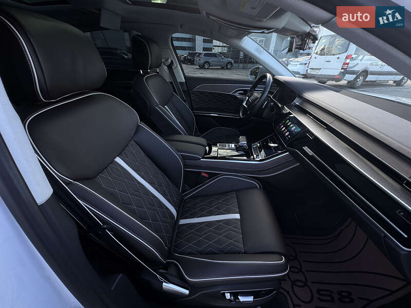 Седан Audi A8 2020 в Києві
