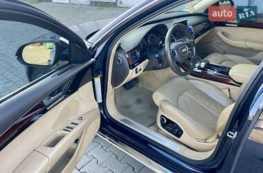 Седан Audi A8 2013 в Черновцах