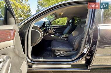 Седан Audi A8 2004 в 