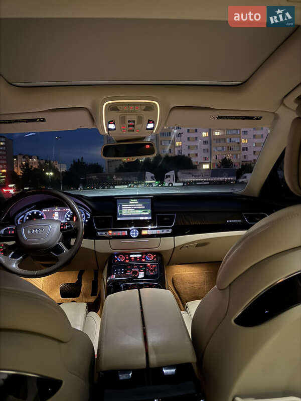 Седан Audi A8 2015 в Ивано-Франковске