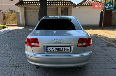 Седан Audi A8 2006 в 