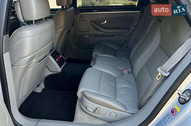 Седан Audi A8 2006 в 