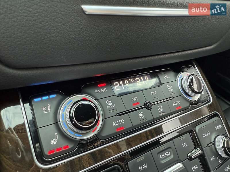 Седан Audi A8 2017 в Вінниці