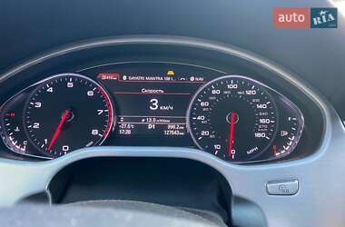 Седан Audi A8 2015 в 