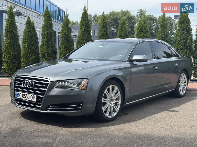 Седан Audi A8 2014 в 