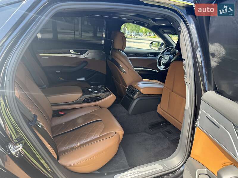 Седан Audi A8 2015 в Кременчуге фото 31 Седан Audi A8 2015 в Кременчуге