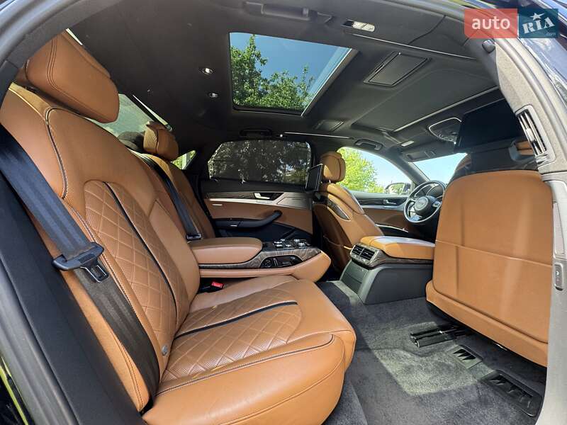 Седан Audi A8 2015 в Кременчуге фото 35 Седан Audi A8 2015 в Кременчуге