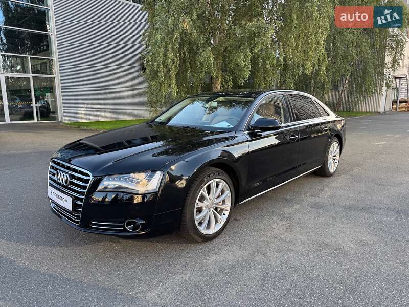 Седан Audi A8 2011 в Киеве