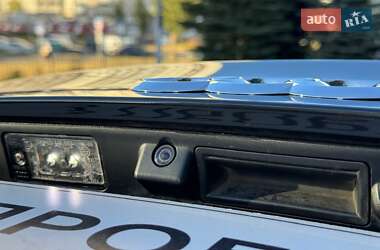Седан Audi A8 2011 в 