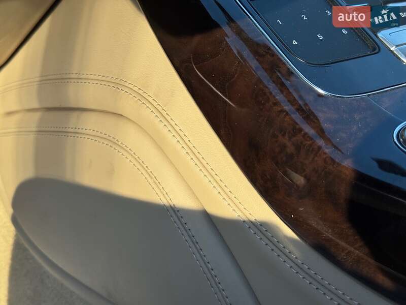 Седан Audi A8 2011 в Киеве