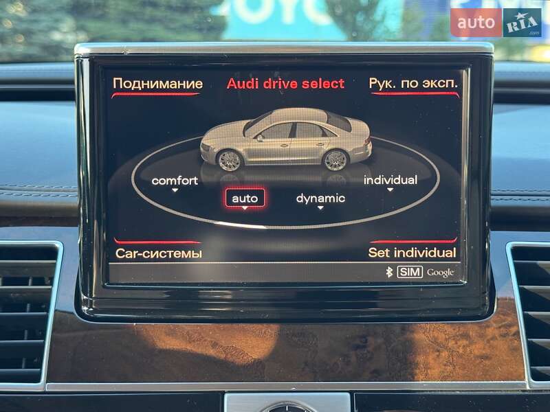 Седан Audi A8 2011 в Киеве