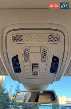 Седан Audi A8 2011 в 