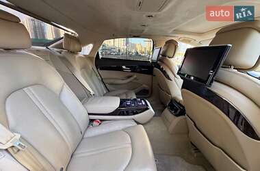 Седан Audi A8 2011 в 