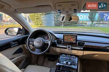 Седан Audi A8 2011 в 