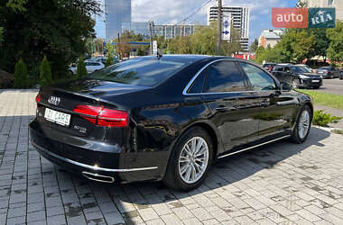 Седан Audi A8 2014 в 