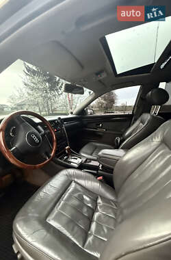 Седан Audi A8 2002 в 