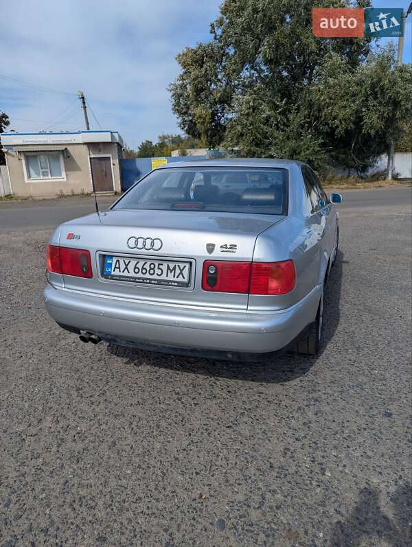 Седан Audi A8 1997 в Харкові