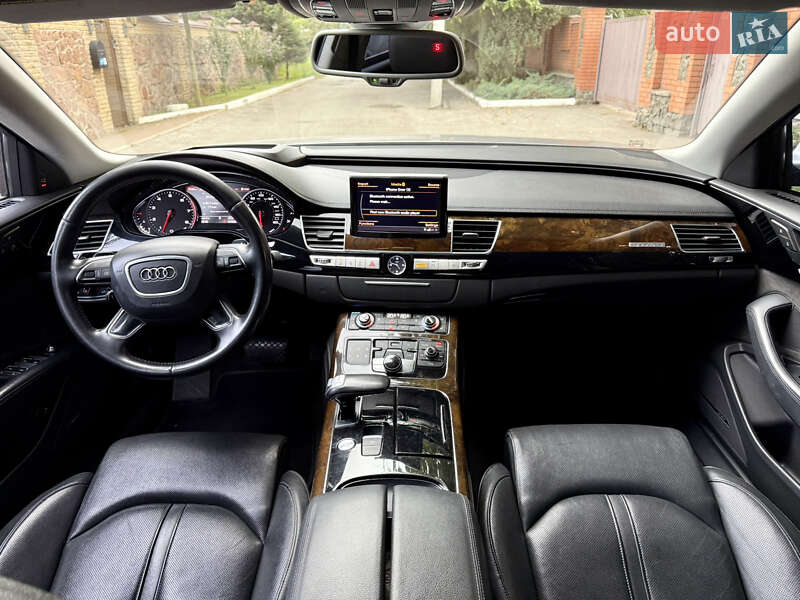 Седан Audi A8 2014 в Киеве