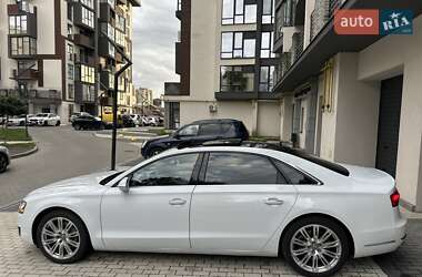 Седан Audi A8 2015 в 