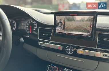 Седан Audi A8 2015 в 