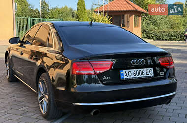 Седан Audi A8 2011 в 