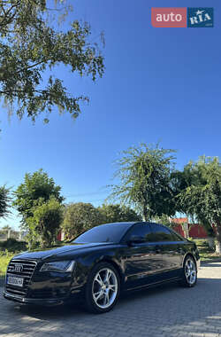 Седан Audi A8 2010 в 