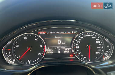 Седан Audi A8 2014 в 