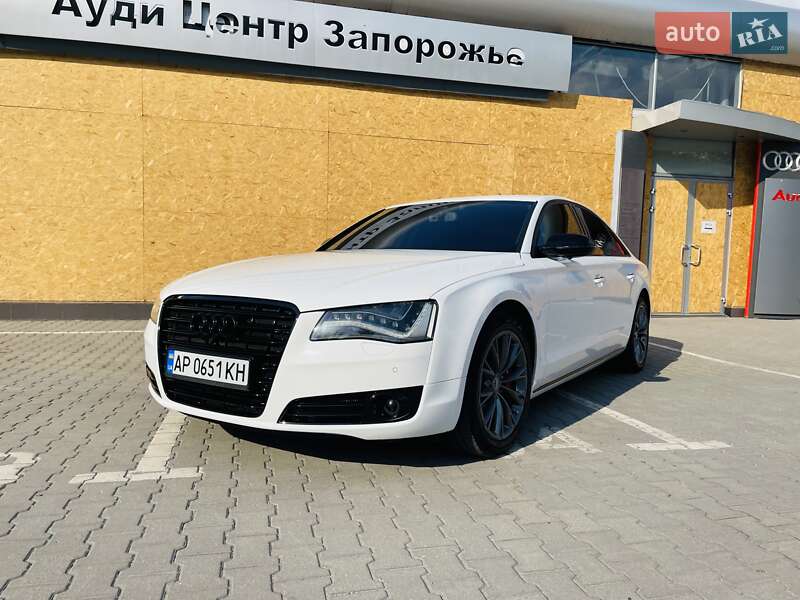 Седан Audi A8 2011 в 