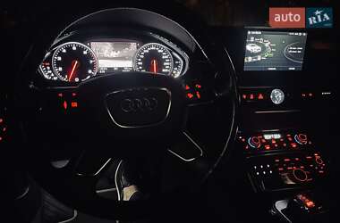 Седан Audi A8 2011 в 