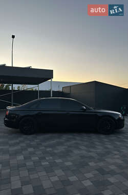 Седан Audi A8 2014 в 