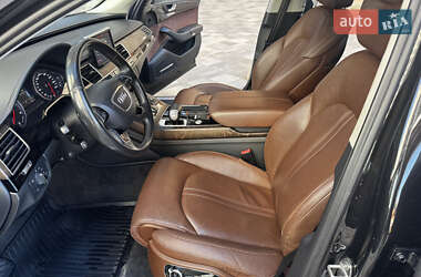 Седан Audi A8 2015 в 