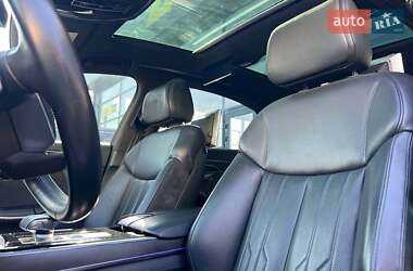 Седан Audi A8 2019 в 