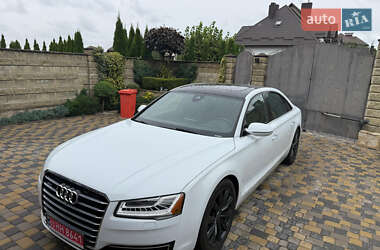 Седан Audi A8 2016 в 