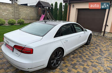 Седан Audi A8 2016 в 