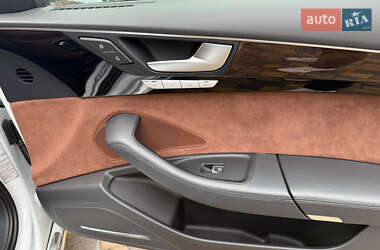 Седан Audi A8 2016 в 