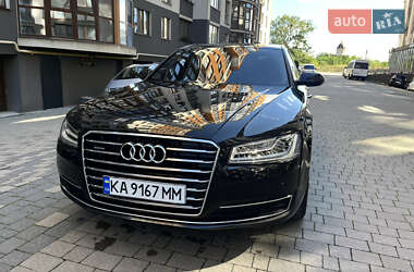 Седан Audi A8 2017 в 