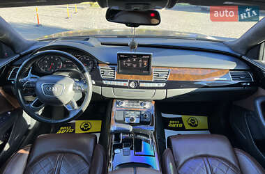 Седан Audi A8 2015 в 