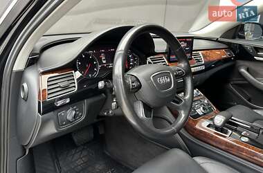 Седан Audi A8 2013 в 