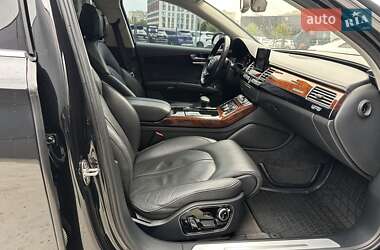 Седан Audi A8 2013 в 
