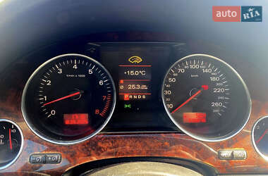 Седан Audi A8 2002 в 
