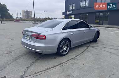 Седан Audi A8 2016 в 