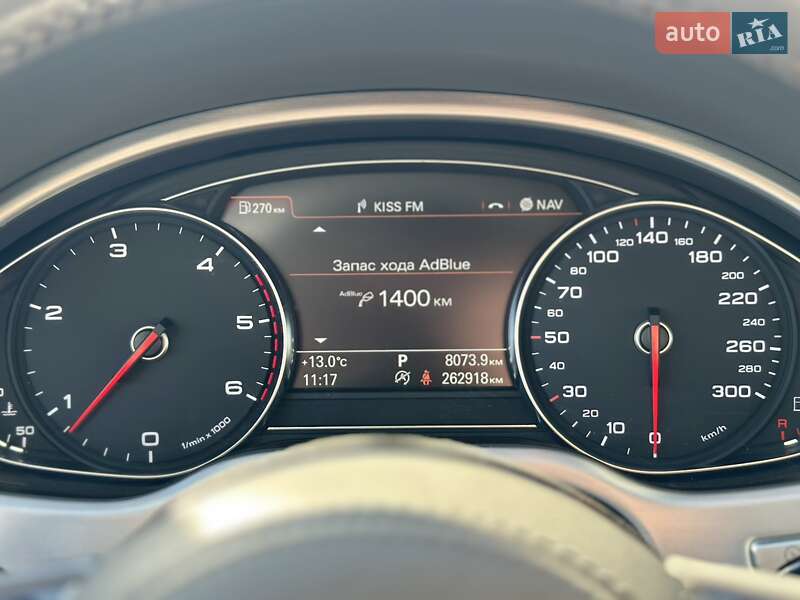 Седан Audi A8 2015 в Полтаве