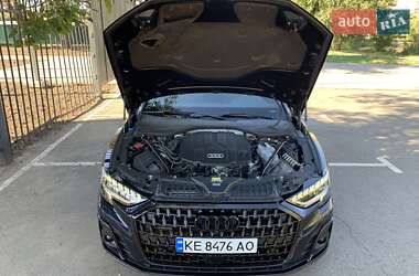 Седан Audi A8 2023 в 