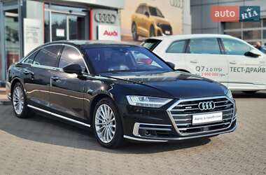 Седан Audi A8 2018 в Хмельницькому